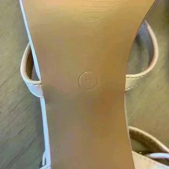 {NWOT} Pretty Little Thing Block Heel - Picture 4 of 4